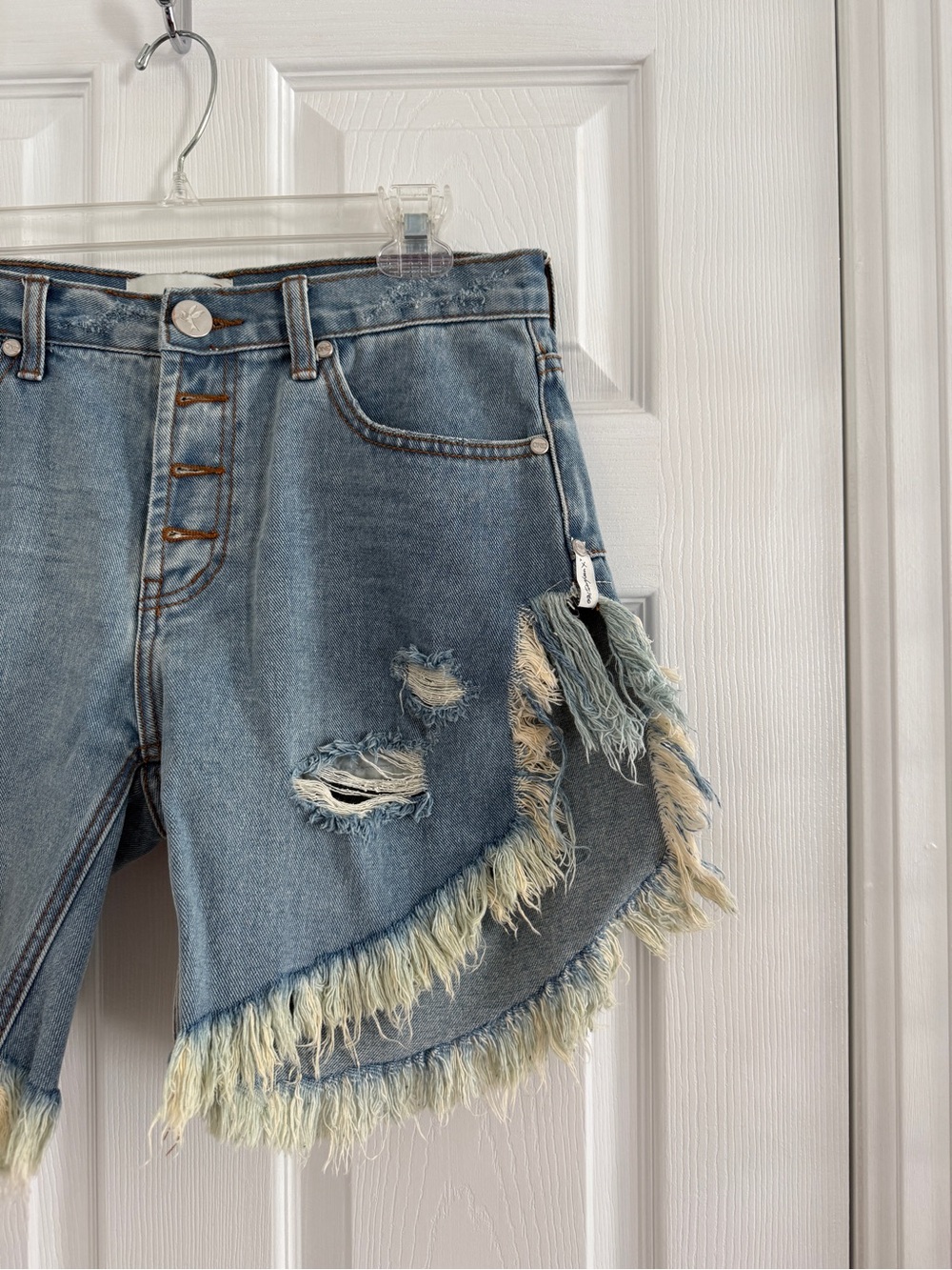 One Teaspoon Shorts - Picture 6 of 16